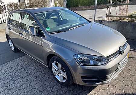 VW Golf Volkswagen 1.2 TSI BlueMotion Technology Trendline
