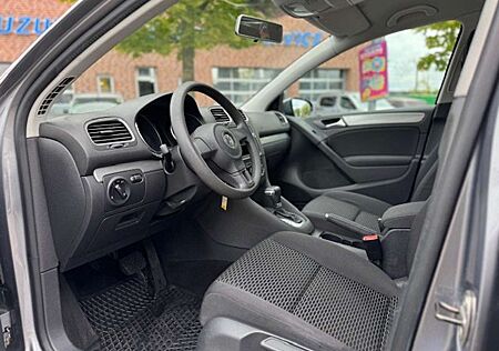 VW Golf Volkswagen DSG*Klima*erst 97.TKM*Scheckheft-Gepflegt*