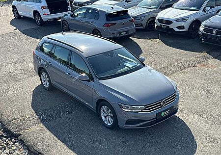 VW Passat Variant Volkswagen Conceptline 2.0 TDI LED KAMERA PDC NAVI SHZ