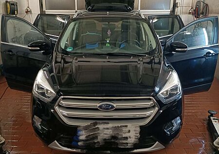 Ford Kuga 1.5 EcoBoost 4x4 Aut.Trend