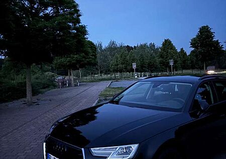 Audi A4 Avant 40 TFSI S tronic