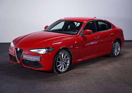 Alfa Romeo Giulia 2.0 Turbo TI Q4 AT8*Kamera*Assistenz-P*Bi