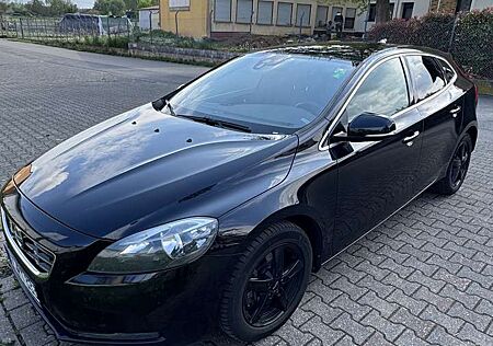 Volvo V40 D4 Geartronic Momentum
