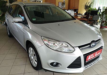 Ford Focus Turnier Trend-Kein ECO-Boost-