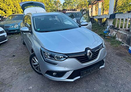 Renault Megane IV Grandtour Intens