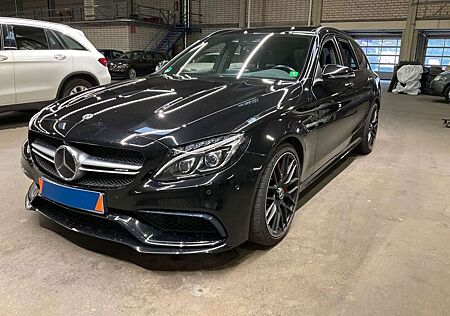 Mercedes-Benz C 63 AMG C 63 S T AMG DRIVERS+NIGHT PAKET BURMESTER HUD