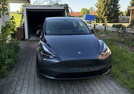 Tesla Model Y Long Range Dual Motor AWD