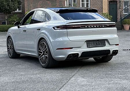 Porsche Cayenne E-Hybrid Coupe SPORTDESIGN-ABGAS*22 TURBO*BOSE*AHK