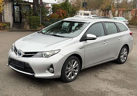 Toyota Auris Touring Sports Hybrid Life+ 1.8 Klima AHK