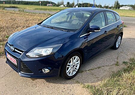 Ford Focus Titanium TOP-Ausstattung inkl. Garantie