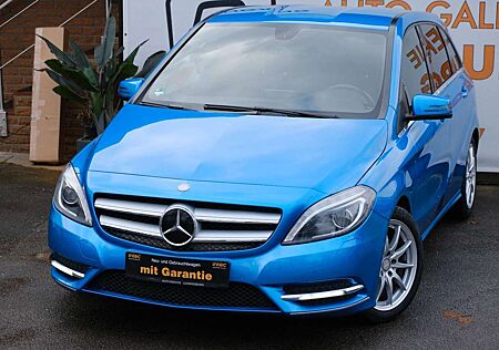 Mercedes-Benz B 200 Aut. SPORTPAKET AHK TEILLEDER SCHECKHEFT