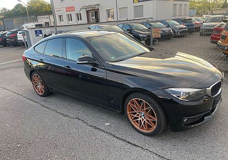 BMW 330 Gran Turismo d xDrive Advantage