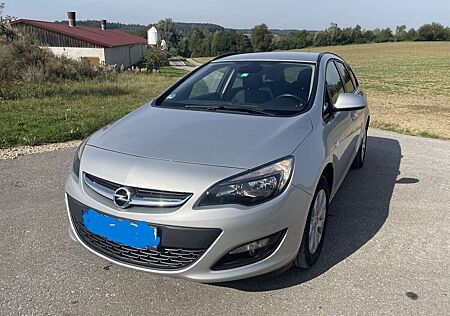 Opel Astra +1.4+Turbo+Sports+Tourer+Edition