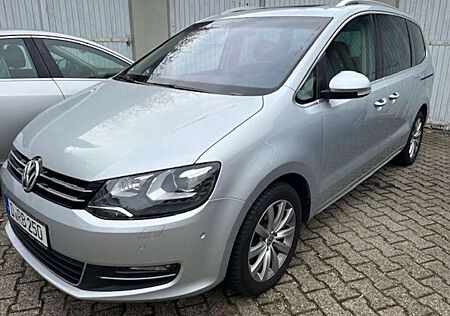 VW Sharan Volkswagen 2.0 TDI DSG Panorama Navi Leder7 Sitze +