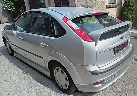 Ford Focus 1.6 16V Fun
