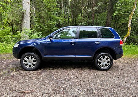 VW Touareg Volkswagen 2.5 R5 TDI Automatik