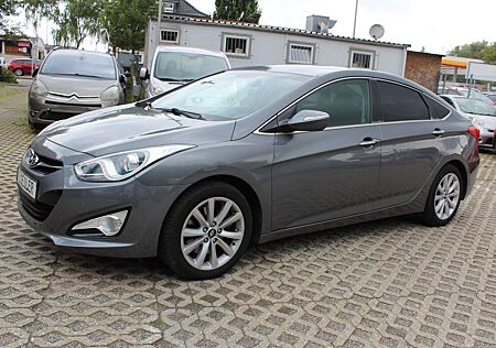 Hyundai i40 1,7dCRDI/VOLLLEDER/NAVI/SITZHEIZUNG/KAMERA