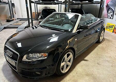 Audi RS4 Cabriolet *orig. Zustand/Scheckh./MMI/Bose*