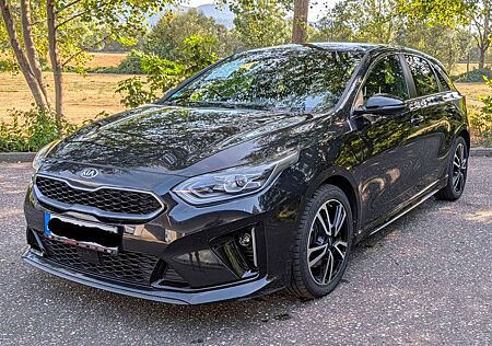 Kia Ceed / cee'd Ceed 1.6 CRDi GT Line