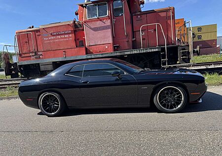 Dodge Challenger Automatik R/T Plus