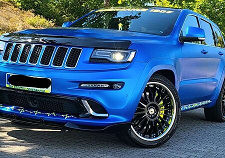 Jeep Grand Cherokee SRT