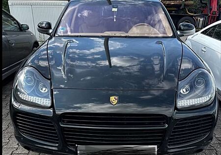 Porsche Cayenne Turbo S
