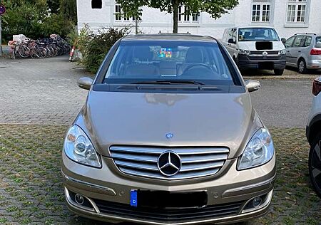 Mercedes-Benz B 200 Turbo