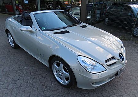 Mercedes-Benz SLK 200 Kompressor Designo *HU a.W. neu*Bi-Xenon*Airscarf*