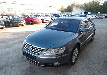 VW Phaeton Volkswagen V6 TDI 5-Sitzer 4Motion,LEDER,AHK,ESSD.