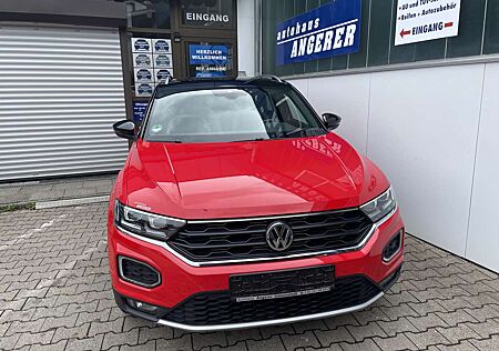 VW T-Roc Volkswagen 1.5 TSI Sport, LED,NAVI,ACC,PDC