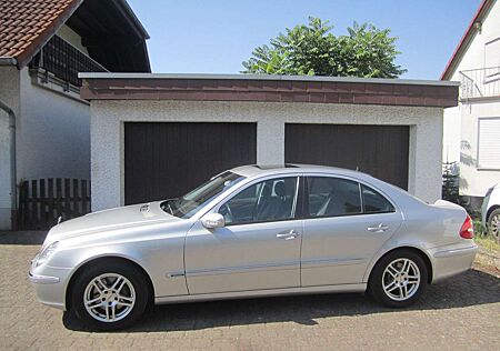 Mercedes-Benz E 320 E-Klasse 320 W211 Elegance Automatik I.Hand!!!