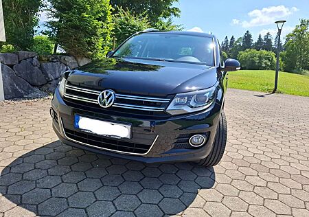 VW Tiguan Volkswagen 2.0 TDI DPF BlueMotion Technology Sport