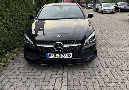 Mercedes-Benz CLA 200 7G-DCT Peak Edition