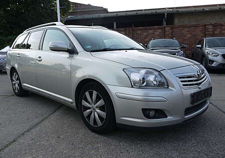 Toyota Avensis Kombi 1.8 Sol/Klimaautomatik/PDC