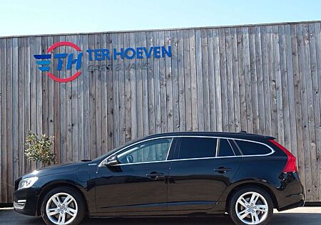 Volvo V60 D6 TWIN ENGINE Plug-in-Hybrid Momentum Euro6