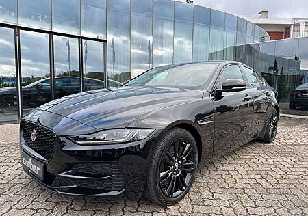 Jaguar XE P250 S|Black Pack|Meridian|Ambiente