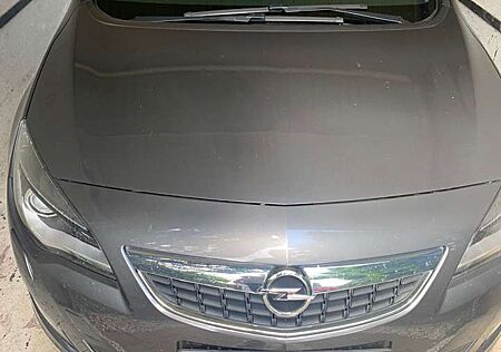 Opel Astra 2.0 CDTI DPF Automatik Edition