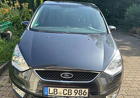 Ford Galaxy 2.0 Ambiente