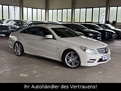 Mercedes-Benz E 220 CDI Coupe AMG-Line BlueEfficiency*PDC