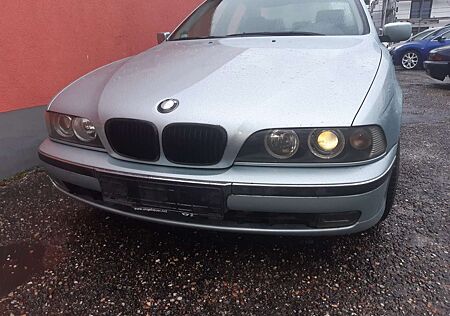 BMW 523 Automatik LPG Leder Xenon HU-10/2026 bald Oldtimer