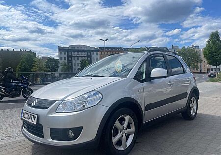 Suzuki SX4 Streetline Club,Automatik,Klima,SHZ,keyless go