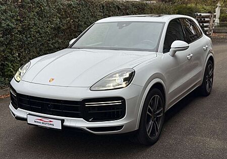 Porsche Cayenne Turbo *NewModell*Sport Chrono