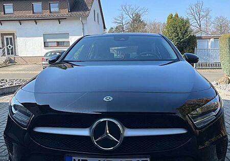 Mercedes-Benz 250