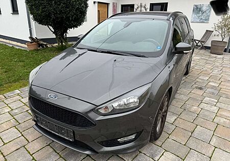 Ford Focus Turnier ST-Line 1.0 EcoBoost Klimaaut SH