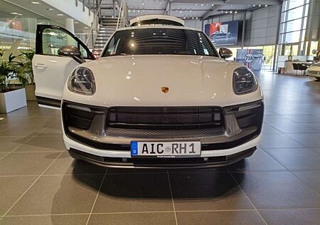 Porsche Macan T