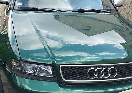 Audi A4 1.6