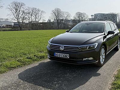 Volkswagen Passat Variant 2.0 TDI DSG Highline AHK VirtCop LED Massage