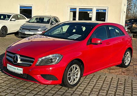 Mercedes-Benz A 200 BlueEfficiency Urban / NAVI / PANORAMA