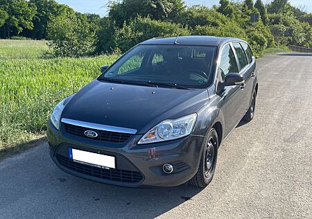 Ford Focus Turnier Turnier 1.6 16V Style