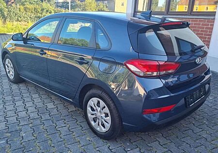 Hyundai i30 1.0 T-GDI AUTOMATIC/PDC/AC/FFB